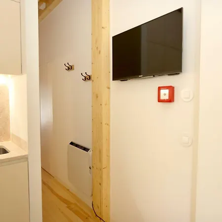 Enjoy Graca 1 Apartment